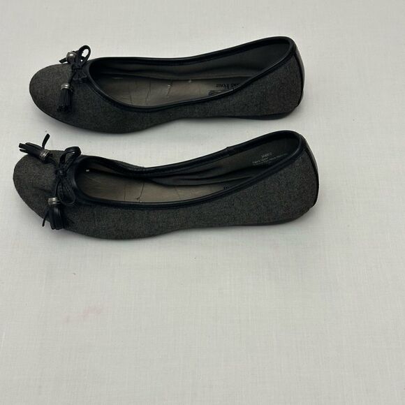 Coach and Four Womens Shoes sz 7 and black ballet flats - Picture 4 of 9